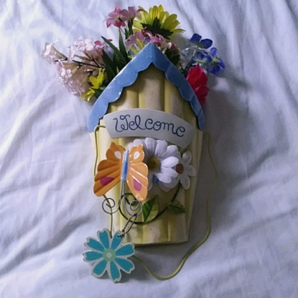 Avon Floral Welcome Sign Wall Art
